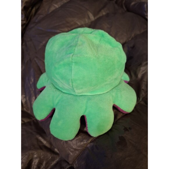TeeTurtle - The Original Reversible Octopus Plushie - Purple + Green - Picture 5 of 7